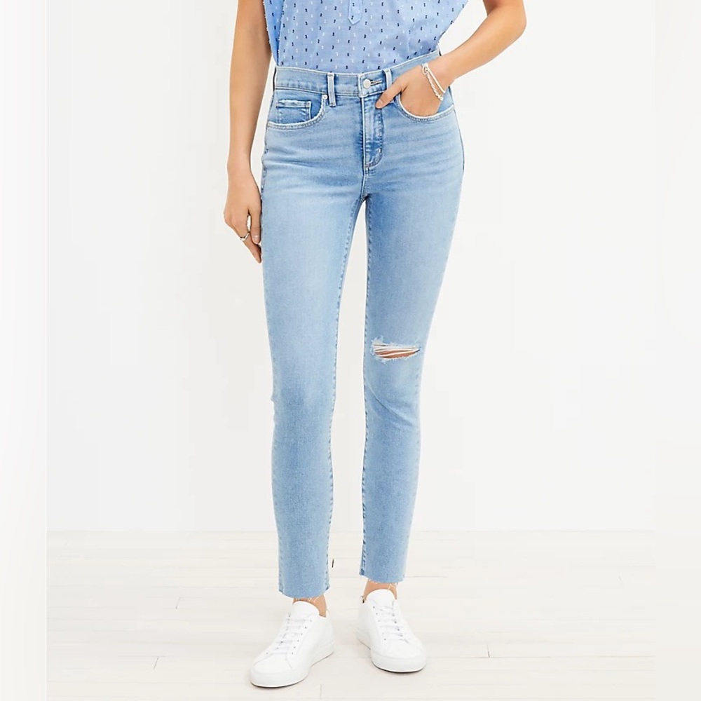 NEW Loft Made and Loved Mid Rise The Skinny Jeans